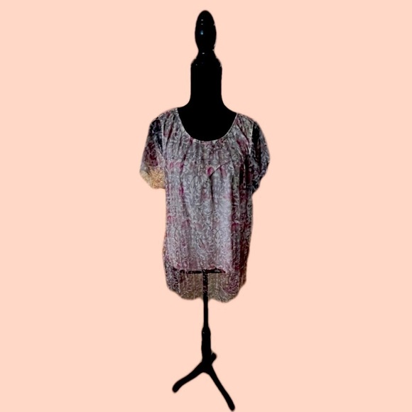 Lauren Conrad Women's XL Floral Short Sleeve Top - Picture 1 of 5
